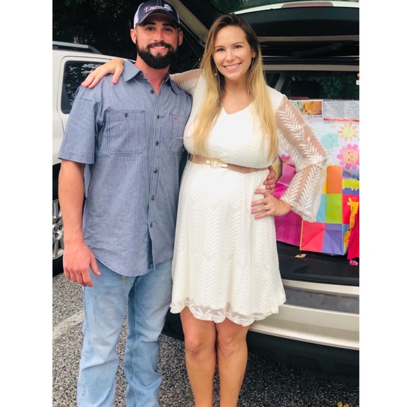 Ivory Chevron Mesh Overlay Maternity Dress - Picture 7 of 9